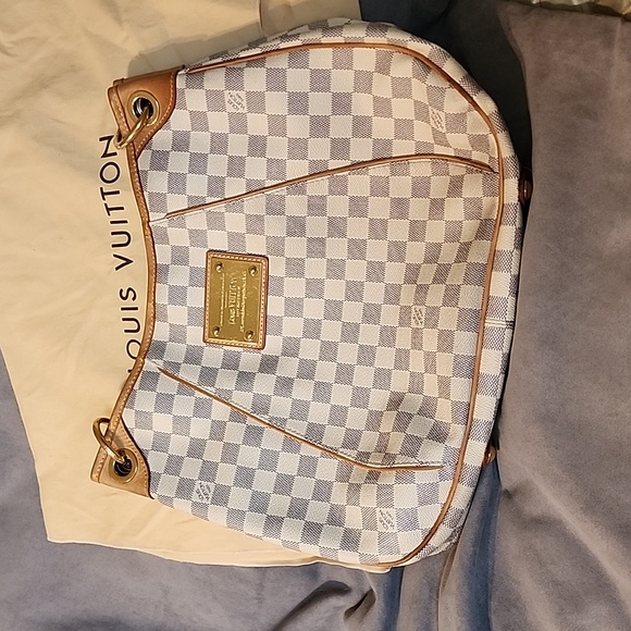 Louis Vuitton Galleria PM - Picture 16 of 16